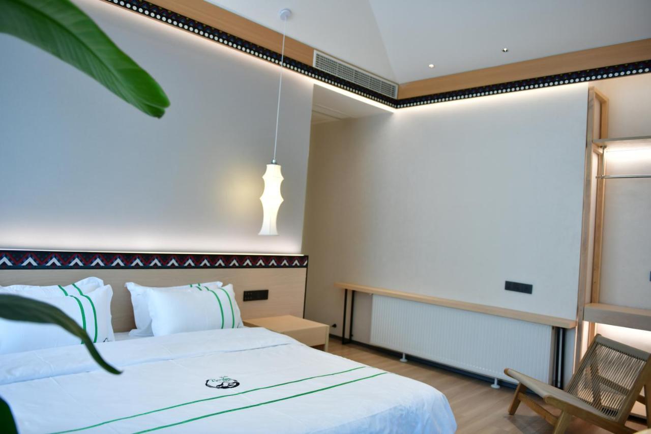 Xishu Garden Inn - Travel Agency Service - Car Rent Service - English Speaking เฉิงตู ภายนอก รูปภาพ