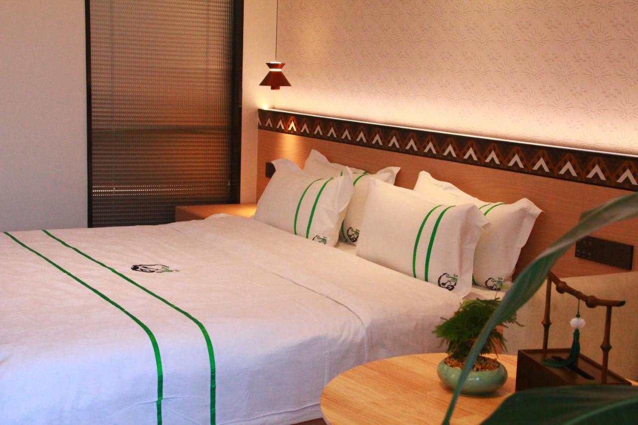 Xishu Garden Inn - Travel Agency Service - Car Rent Service - English Speaking เฉิงตู ภายนอก รูปภาพ