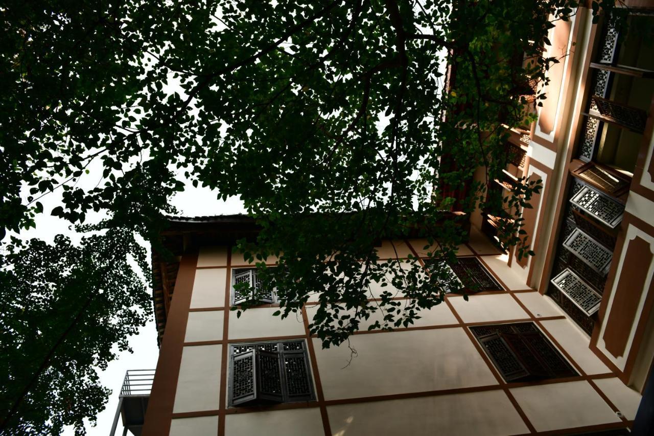Xishu Garden Inn - Travel Agency Service - Car Rent Service - English Speaking เฉิงตู ภายนอก รูปภาพ
